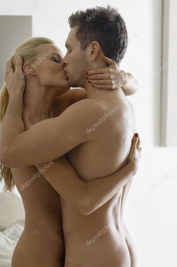 Nude Kissing Sex Pictures Pass